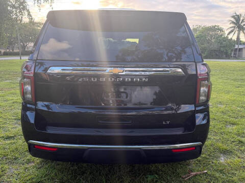 2021 Chevrolet Suburban LT