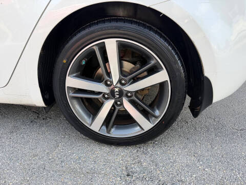 2017 Kia Forte5 EX
