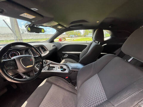 2021 Dodge Challenger SXT