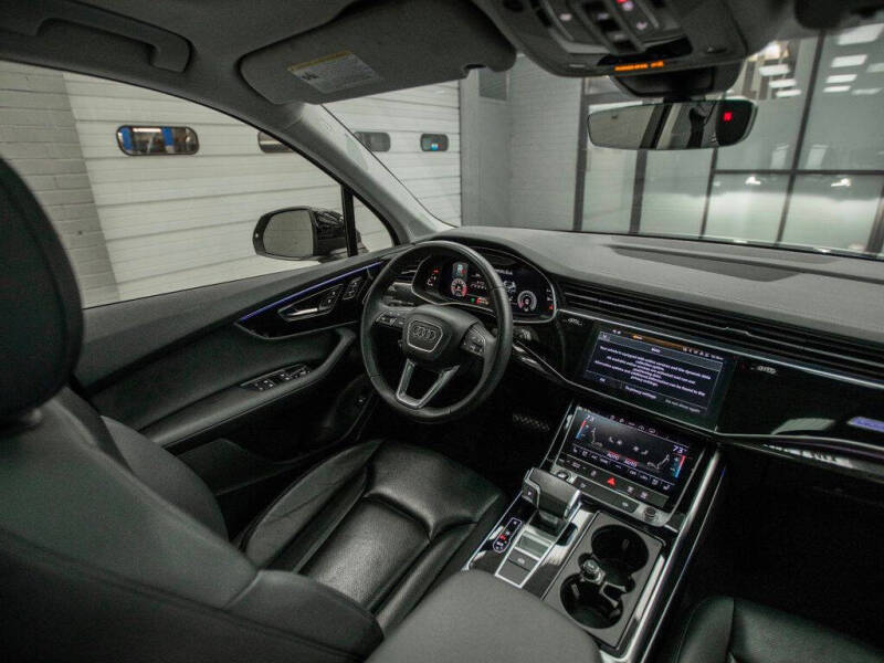 2023 Audi Q7 quattro Premium Plus 55 TFSI