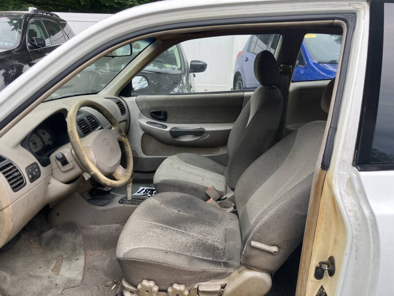 2002 Hyundai Accent GS