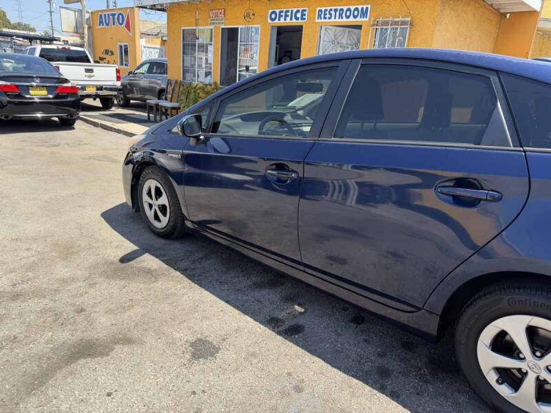 2014 Toyota Prius Three