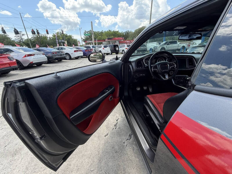 2015 Dodge Challenger R/T Plus