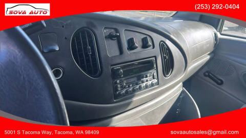 2004 Ford E-Series E-450 SD