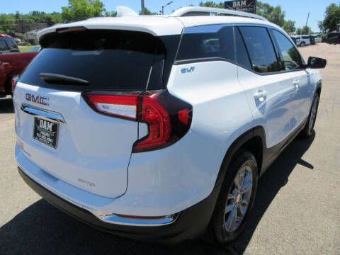 2024 GMC Terrain SLT
