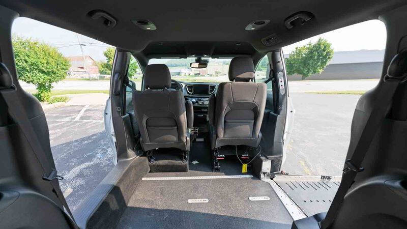 2023 Chrysler Pacifica Touring