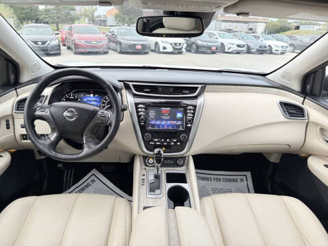 2023 Nissan Murano SL