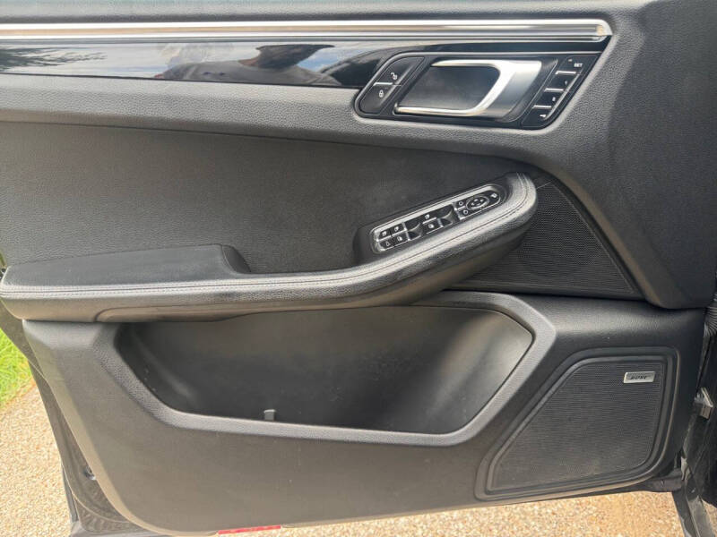 2017 Porsche Macan S