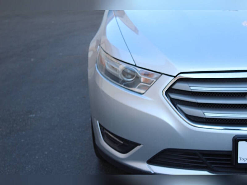 2013 Ford Taurus SEL