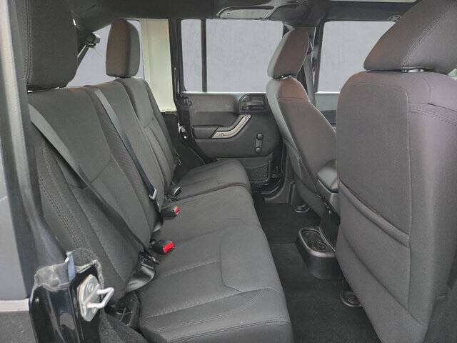 2015 Jeep Wrangler Unlimited Sport