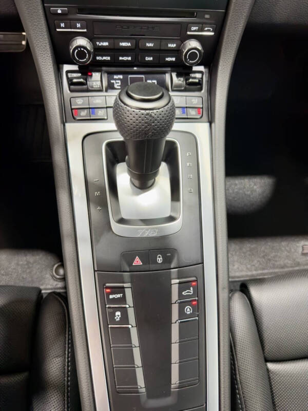 2017 Porsche 718 Cayman S