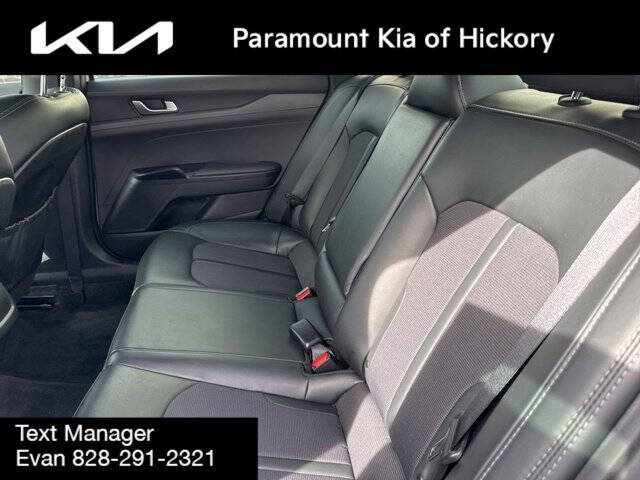 2023 Kia K5