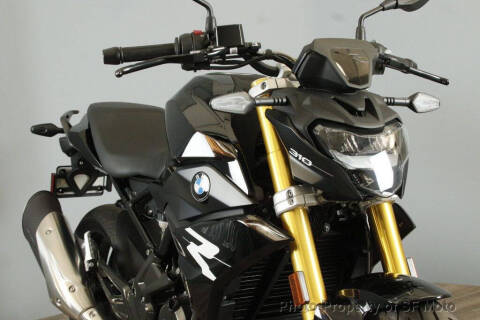 2022 BMW G 310 R