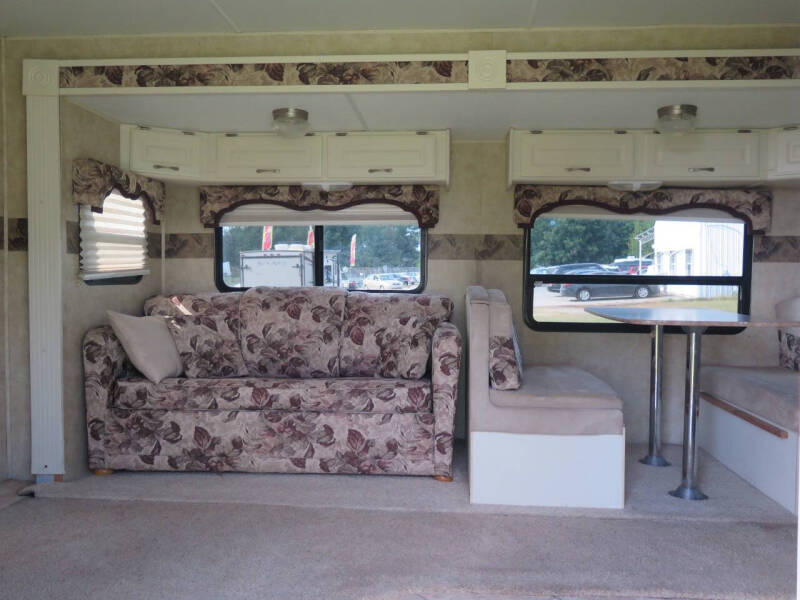 2006 Dutchmen RV Adirondack