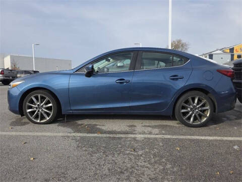 2018 Mazda MAZDA3 Touring