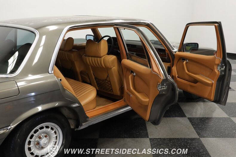 1979 Mercedes-Benz 450-Class