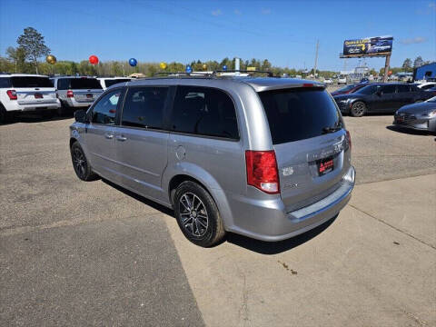 2016 Dodge Grand Caravan R/T