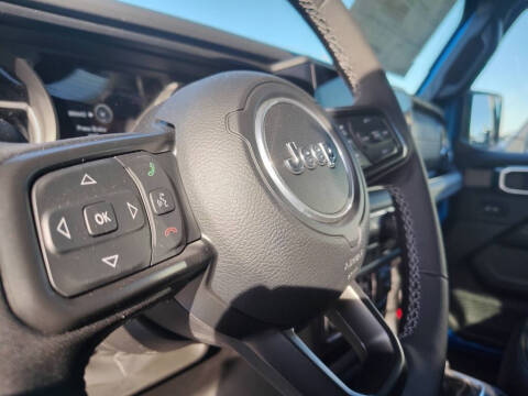 2025 Jeep Gladiator Sport S