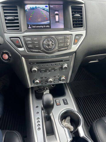 2017 Nissan Pathfinder S