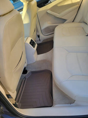 2013 Volkswagen Passat SE PZEV