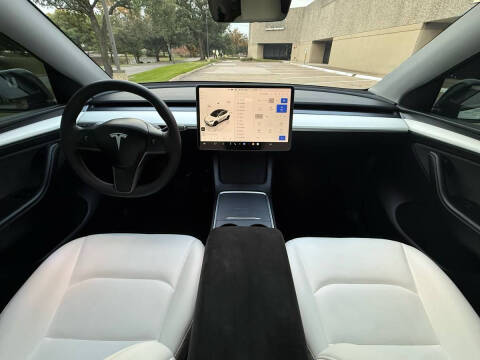 2023 Tesla Model Y Long Range