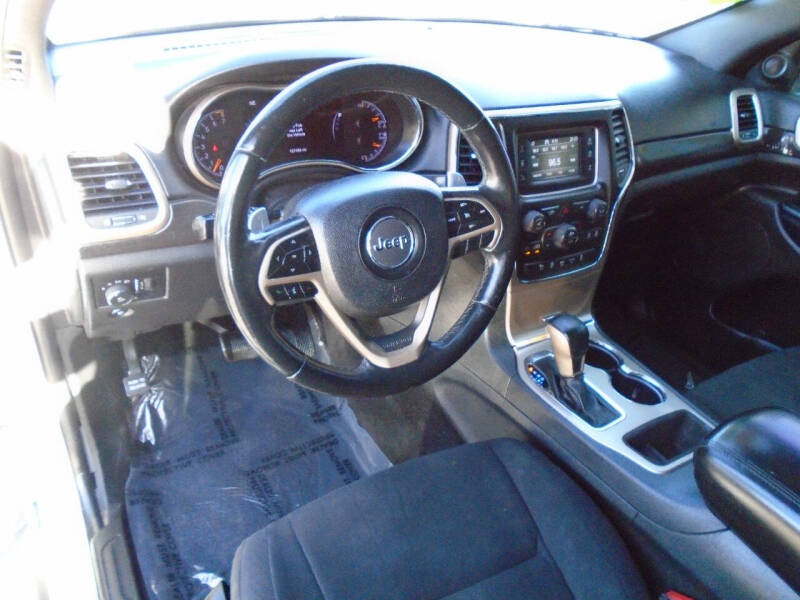 2017 Jeep Grand Cherokee Laredo