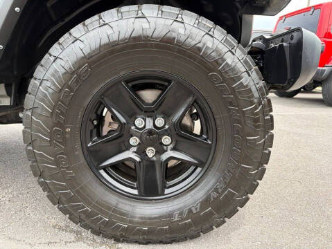 2021 Jeep Gladiator Sport