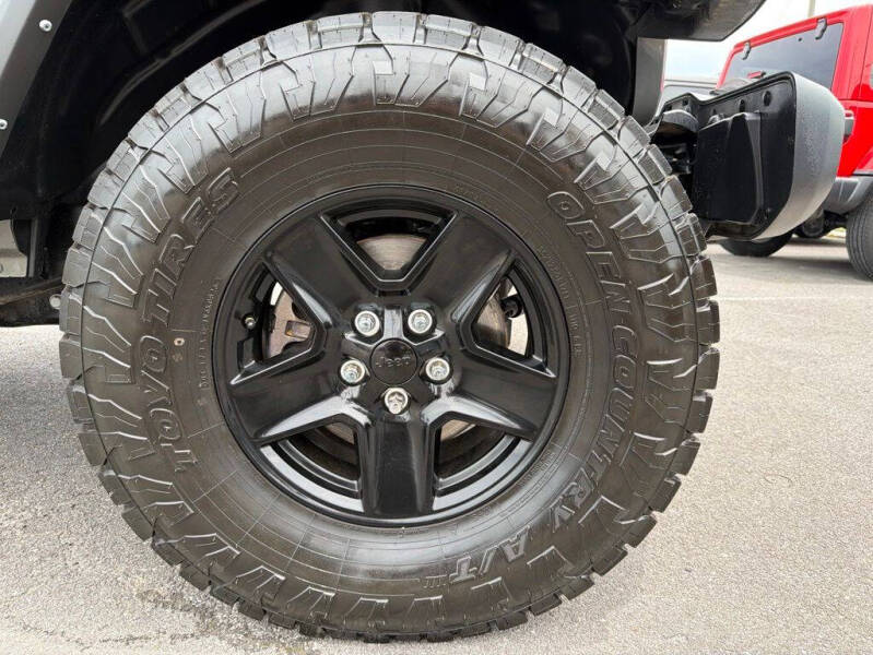 2021 Jeep Gladiator Sport