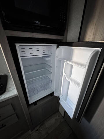 2023 Keystone RV COLEMAN LANTERN