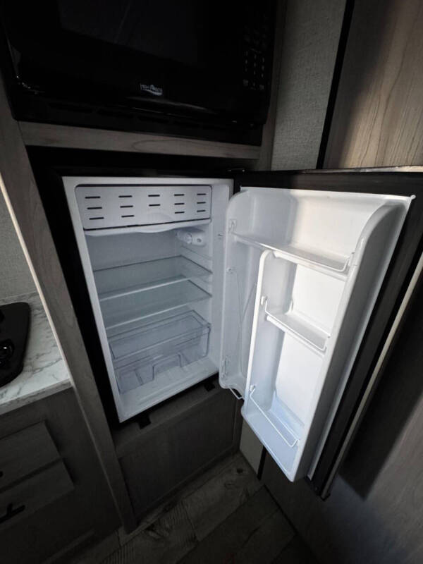 2023 Keystone RV COLEMAN LANTERN