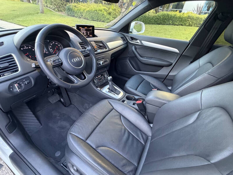 2016 Audi Q3 2.0T Premium Plus