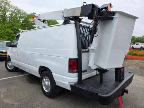 2005 Ford E-Series E-350 SD