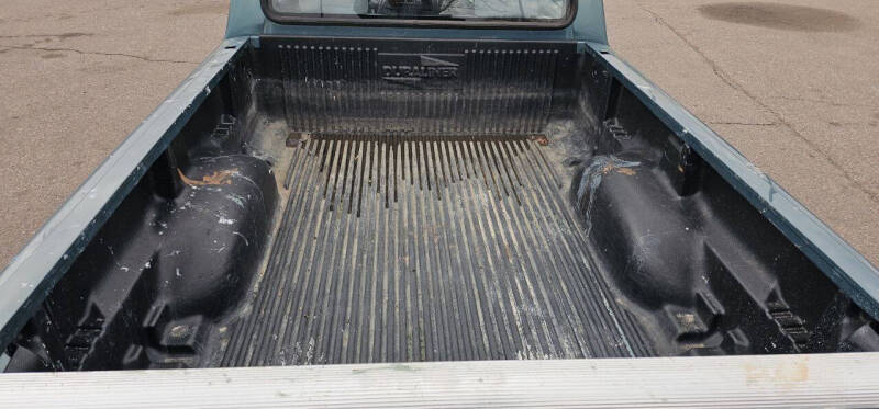 1994 Mazda B-Series B2300