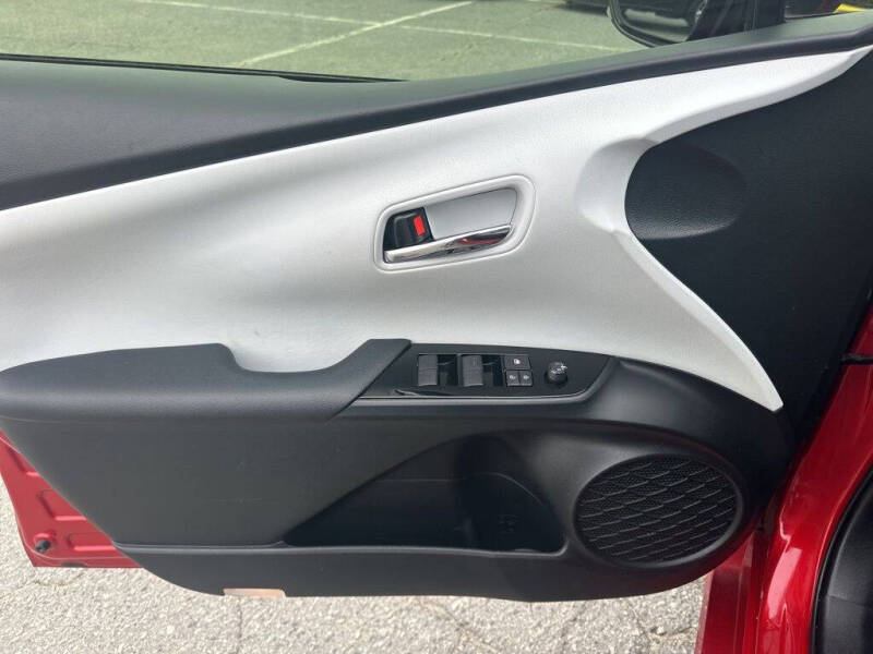 2022 Toyota Prius XLE