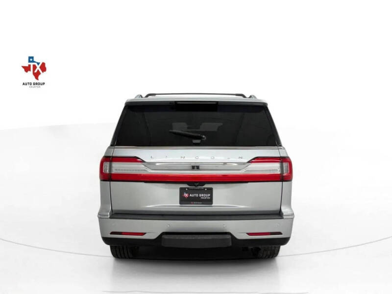 2019 Lincoln Navigator L Select