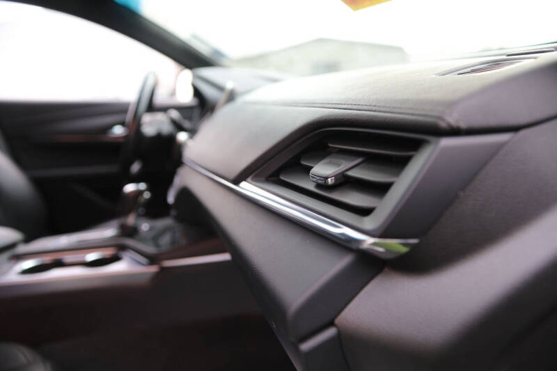 2023 Cadillac CT4 Premium Luxury