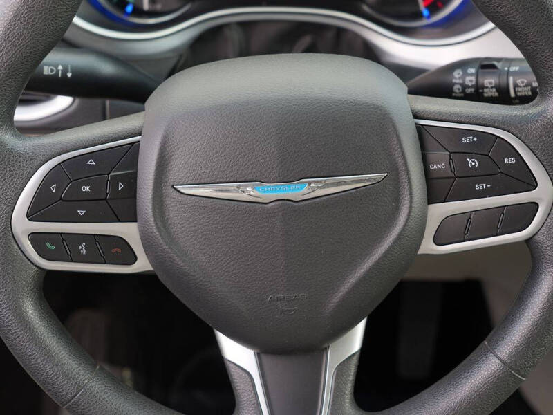 2017 Chrysler Pacifica Hybrid Touring Plus