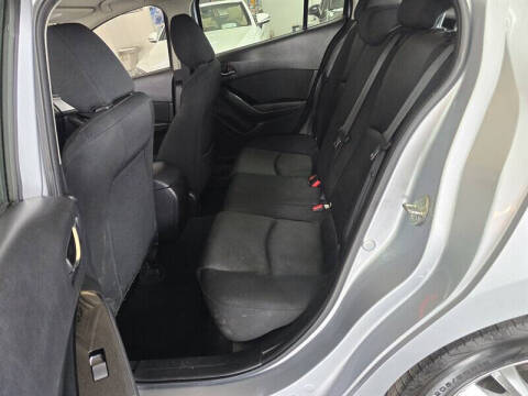 2017 Mazda MAZDA3 Sport