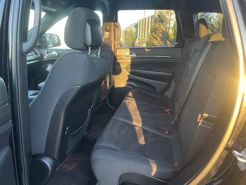 2018 Jeep Grand Cherokee Laredo