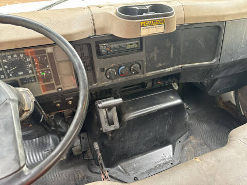 2000 International 4700