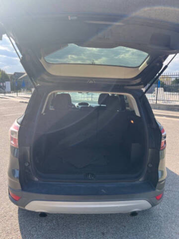 2017 Ford Escape SE