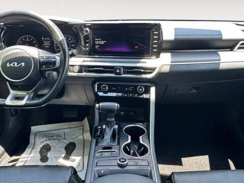 2023 Kia K5