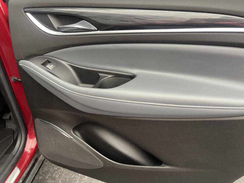 2018 Buick Enclave Essence