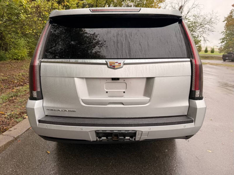 2018 Cadillac Escalade ESV Premium Luxury