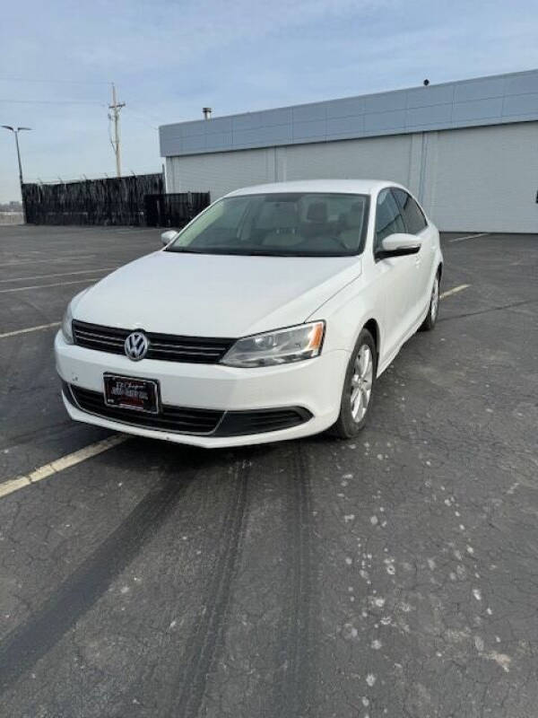 2014 Volkswagen Jetta for sale at El Chapin Auto Sales, LLC. in Omaha NE