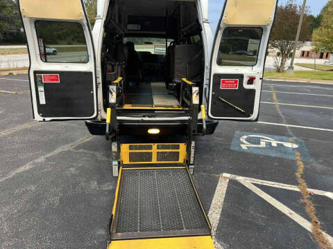 2011 Ford E-Series E-350 SD