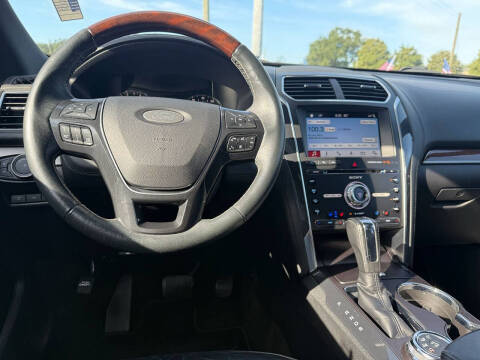 2018 Ford Explorer Platinum