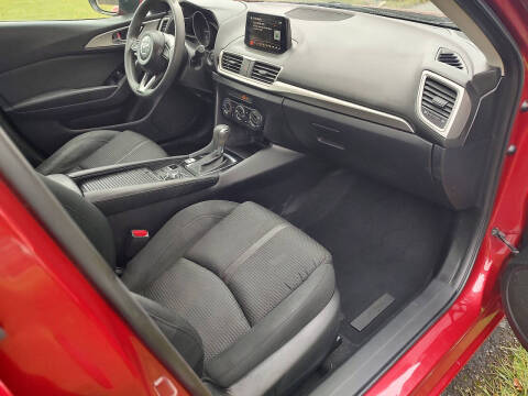 2017 Mazda MAZDA3 Sport