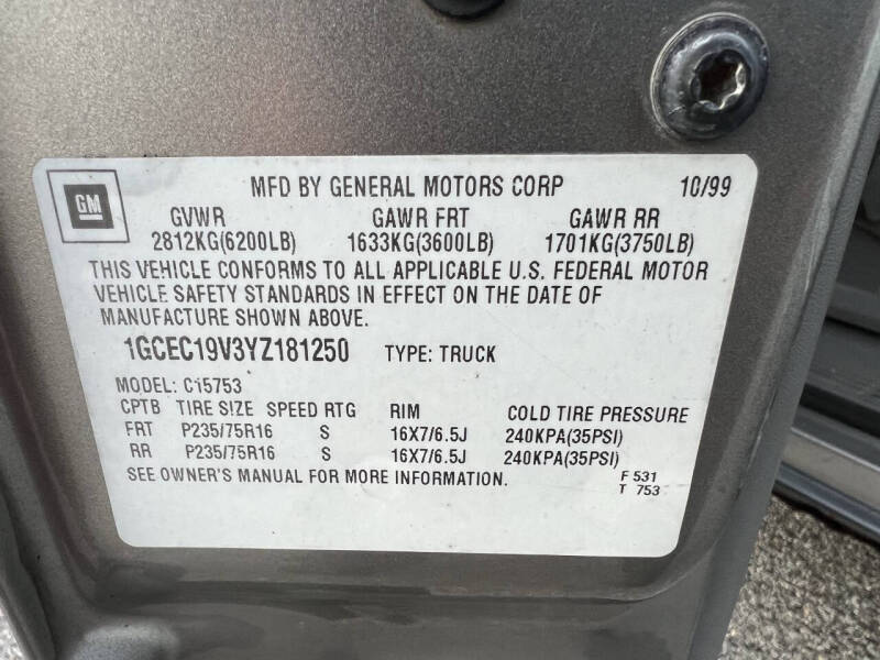 2000 Chevrolet Silverado 1500 LS