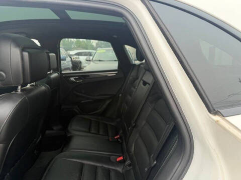 2015 Porsche Macan S